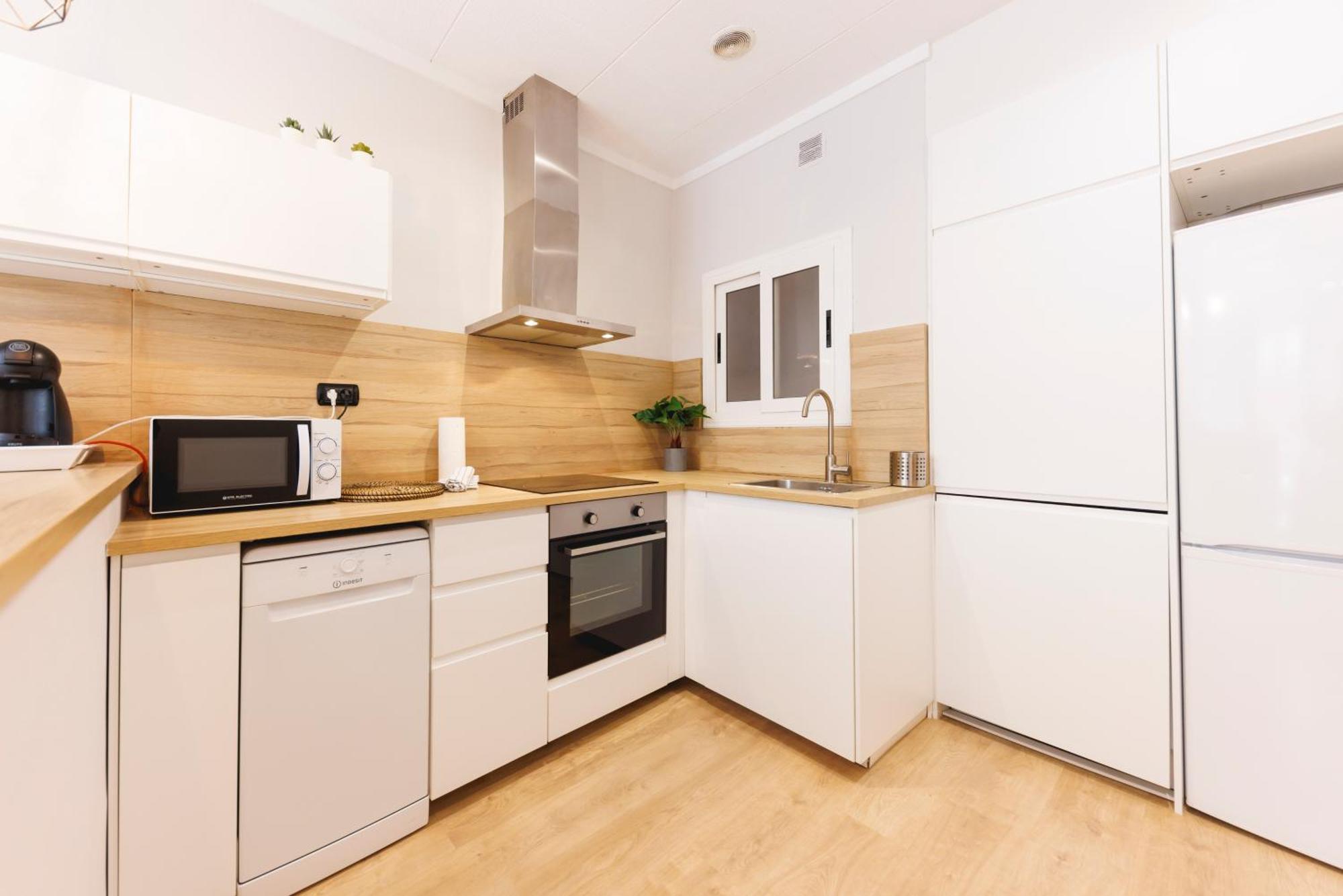Bravissimo Apartaments Mora 4 Жирона Экстерьер фото