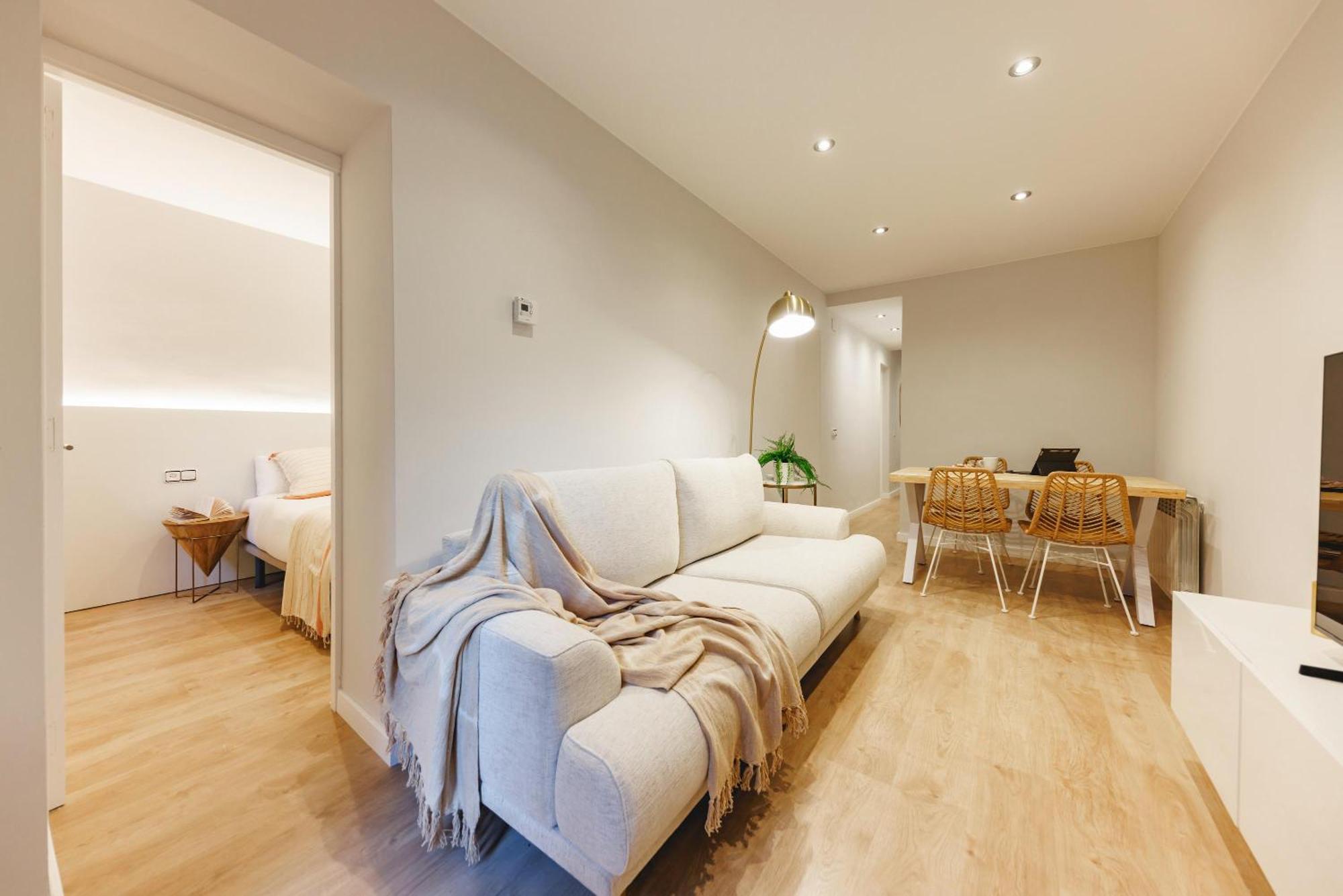 Bravissimo Apartaments Mora 4 Жирона Экстерьер фото